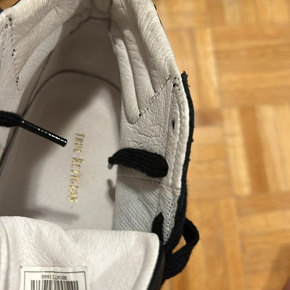 True Religion - Picture 13 of 14